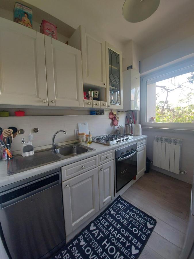 La Pineta - Delightful Small Apartment Near The City Center Л'Акуила Экстерьер фото